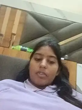 Queen-punjabi's Webcam Show