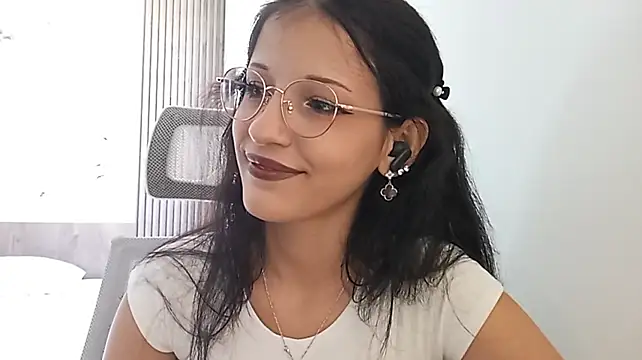 MandaForero's Live XXX Chat