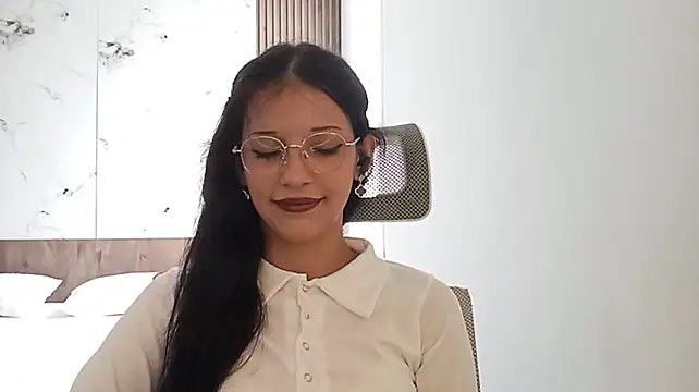 MandaForero's Live XXX Chat