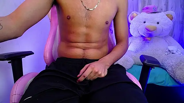 Dayron_leee's Webcam Show