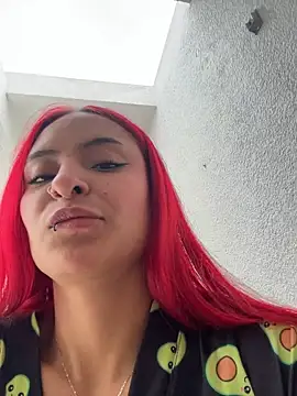 Valery-elitee's Webcam Show