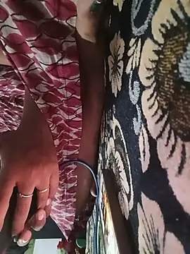 tamilhot-honeybee's Webcam Show