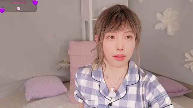 with-Sakura's Webcam Show