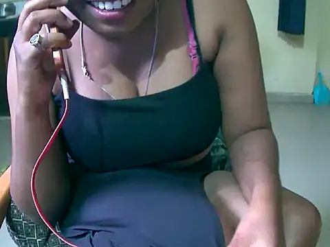 mollyverma's Webcam Show