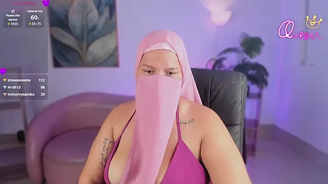 HeyNayla's Webcam Show