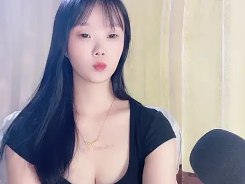 yiyi88888's Live XXX Chat