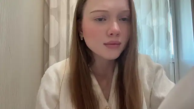 TawnaQasba's Webcam Show
