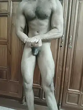 muscularguywithbigcock's Webcam Show