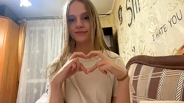 DollieMuhn's Live XXX Chat