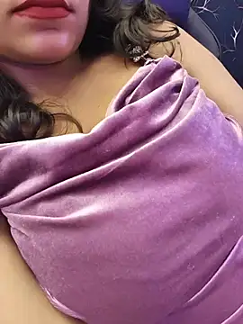 Tayra-love's Webcam Show