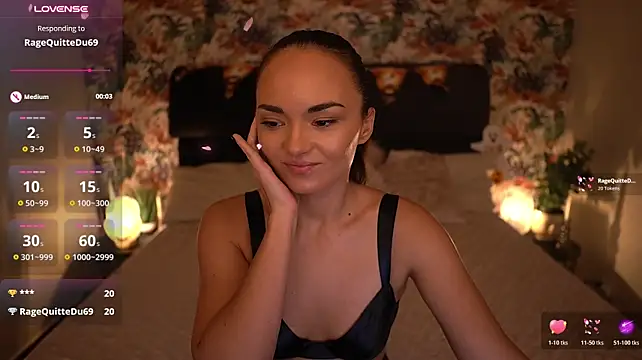 AsaAkiraa's Webcam Show
