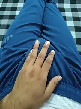 Rocky-badboy_cum4me's Webcam Show
