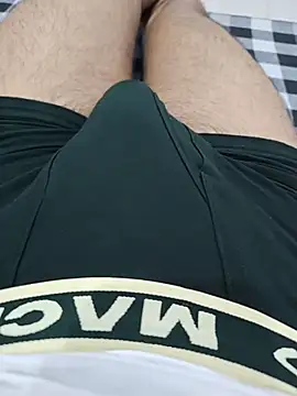 Rocky-badboy_cum4me's Webcam Show