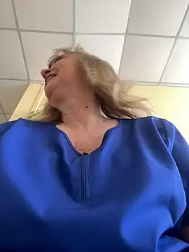 Irina2909@xh's Webcam Show