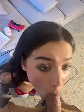 SophiaXJohn 现场性爱视讯表演