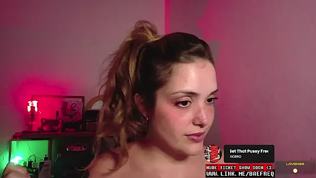 BaeFreq's Webcam Show