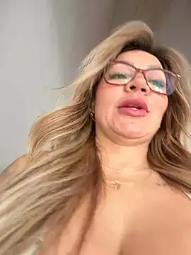 DIANITA_1988's Live XXX Chat