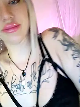 Gina-Lumara Webcam-Show