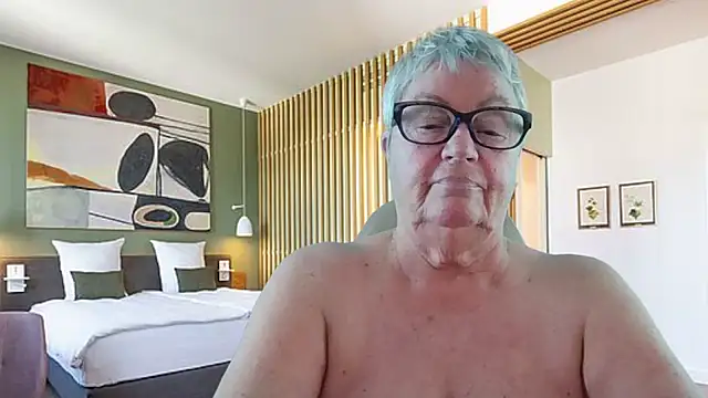 Mystery-Grandmother's Webcam Show