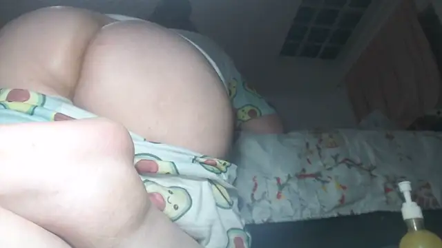 prettyangelsquirt 现场性爱视讯表演