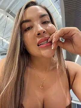 Alexa_seexy1's Live XXX Chat