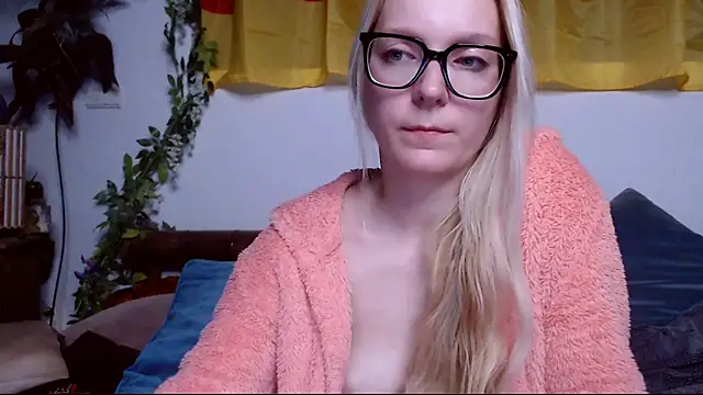 Tiny_Lolicoon's Webcam Show
