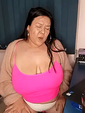 MedusaBra's Webcam Show