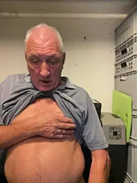 Wolfgang19524's Webcam Show