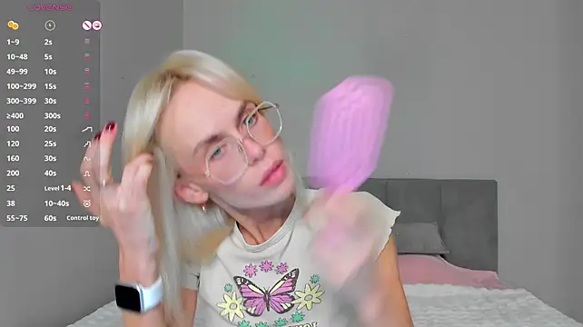 bellatip's Webcam Show