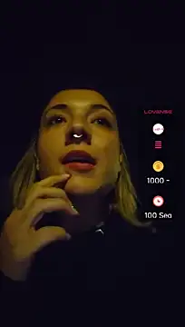 KarlaLuar_'s Webcam Show