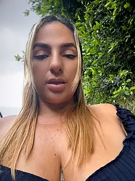 sammyqueenx21's Webcam Show