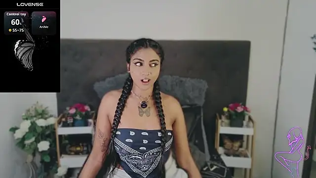 Delilah_Blazee's Live XXX Chat