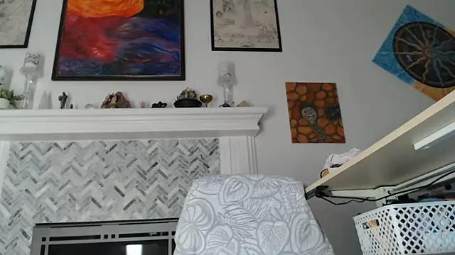 AuroraWillows' Live XXX Chat