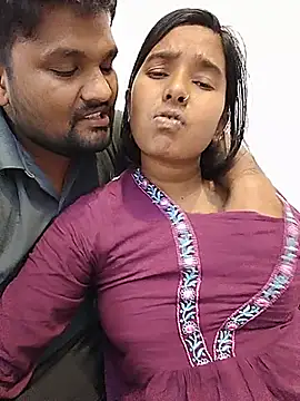 BabuCouple's Live XXX Chat