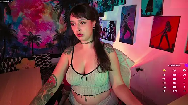 emma_luna59's Live XXX Chat