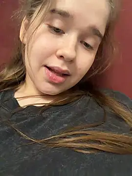 HornyGirlH's Live XXX Chat