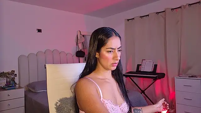 Brown_skin11's Live XXX Chat