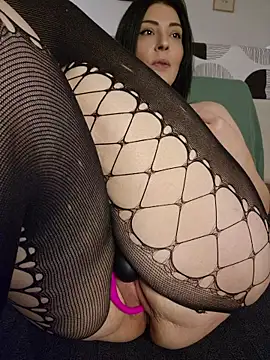 AryaSummersReal's Webcam Show