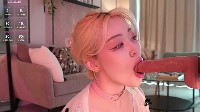 hyun_chia's Webcam Show