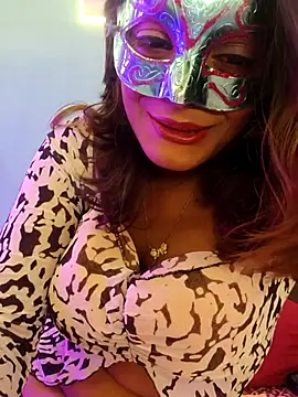 Queenniaa's Webcam Show
