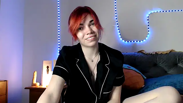 olivka-flower's Live XXX Chat
