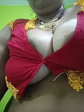 priya_curvy's Webcam Show