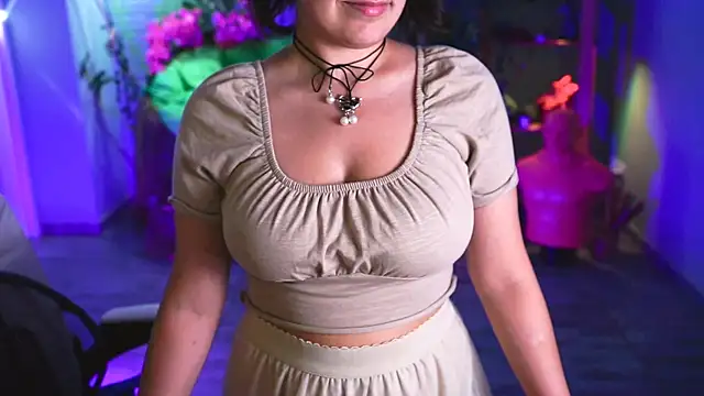 CeceliaJohnson's Live XXX Chat