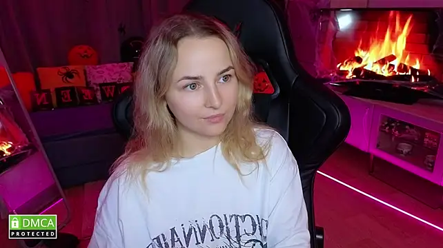Mira_Mermayd's Live XXX Chat