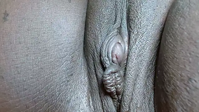 morenahott1's Webcam Show