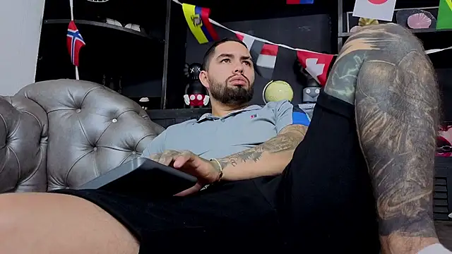 matteosantos' Webcam Show
