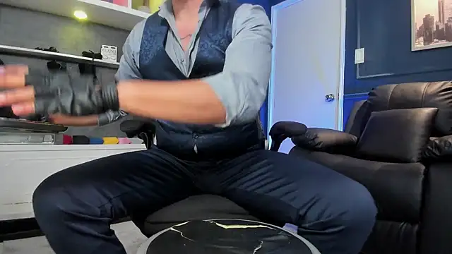 MrFrank_tattoo's Webcam Show