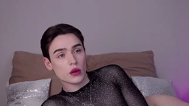 RobbyCharming's Webcam Show