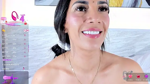nayelii_d's Webcam Show