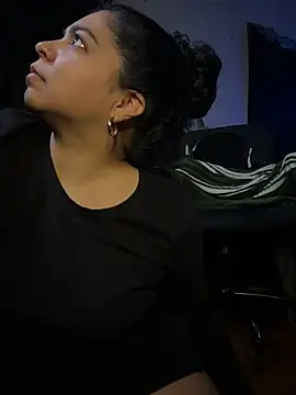 kimmiakiss22's Live XXX Chat